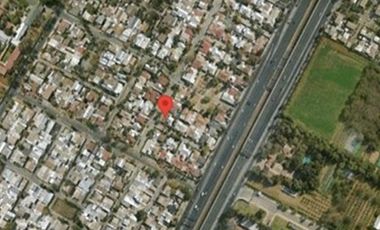 SE VENDE AMPLIA CASA EN MACUL