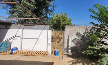 SE VENDE AMPLIA CASA EN MACUL