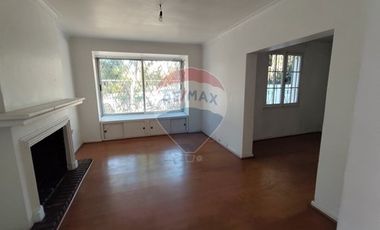 ESPACIOSA Y ACOGEDORA CASA EN ARRIENDO