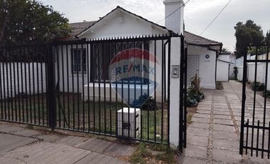 ESPACIOSA Y ACOGEDORA CASA EN ARRIENDO