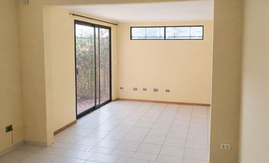 CASA SOLIDA/ GRAN OPORTUNIDAD