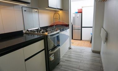 Renovada casa con piscina, cuadras metro el Parrón