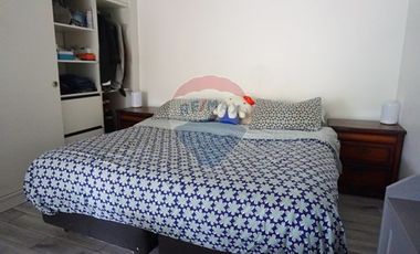 Renovada casa con piscina, cuadras metro el Parrón