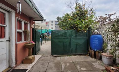 SE VENDE CASA, QUINTA NORMAL