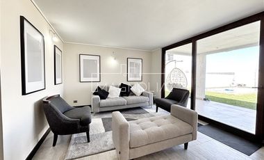 Casa en Arriendo en COLEGIO PEDREGALES, PIEDRA ROJA, CHICUREO