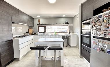 Casa en Venta en COLEGIO PEDREGALES, PIEDRA ROJA, CHICUREO