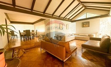 Casa amplia con piscina en Providencia