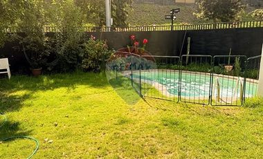 Casa amplia con piscina en Providencia