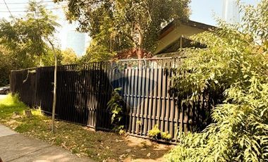 Casa amplia con piscina en Providencia