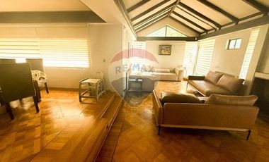 Casa amplia con piscina en Providencia