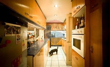 Casa amplia con piscina en Providencia