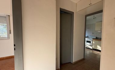 DEPARTAMENTO 2 AMBIENTES AL FRENTE CON BALCON
