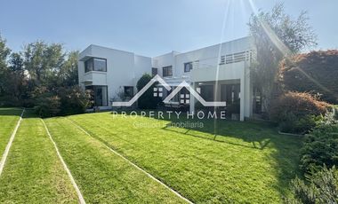 VENTA CASA MEDITERRANEA 5 DORMITORIOS PIEDRA ROJA CHICUREO