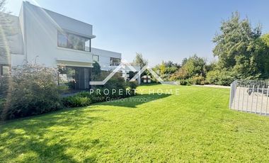 VENTA CASA MEDITERRANEA 5 DORMITORIOS PIEDRA ROJA CHICUREO