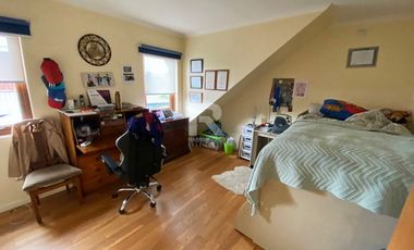 GRAN CASA EN RENTA EN LOTEO CENTENARIO