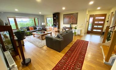 GRAN CASA EN RENTA EN LOTEO CENTENARIO