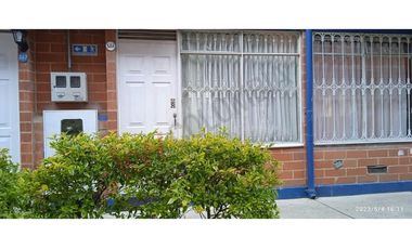 se vende casa en conjunto zapam
