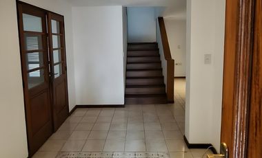 Se Alquila Casa estilo Chalet en Posadas