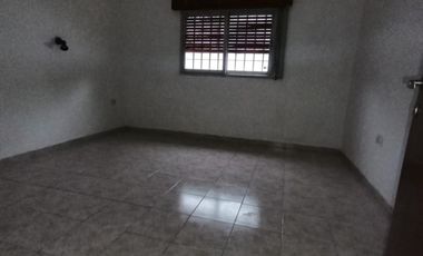 ALQUILO CASA MAS LOCAL COMERCIAL EN JOSE MORELOS 7527 QUINTAS DE ARGUELLO