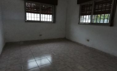 ALQUILO CASA MAS LOCAL COMERCIAL EN JOSE MORELOS 7527 QUINTAS DE ARGUELLO