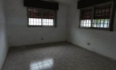 ALQUILO CASA MAS LOCAL COMERCIAL EN JOSE MORELOS 7527 QUINTAS DE ARGUELLO