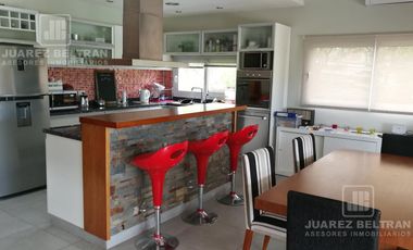 Casa de 3 dormitorios en venta en Molinos de Viento - Mendiolaza