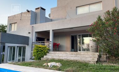 Casa de 3 dormitorios en venta en Molinos de Viento - Mendiolaza