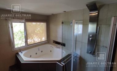 Casa de 3 dormitorios en venta en Molinos de Viento - Mendiolaza