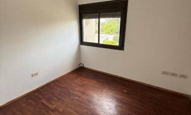 Casa en Housing 3 dormitorios EN ALQUILER en calle Poincaré, Argüello, Zona Norte
