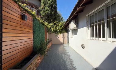 VENTA CASA 4 AMB. C/ GARAJE, QUINCHO Y PARRILLA BARRIO BOSQUE GRANDE