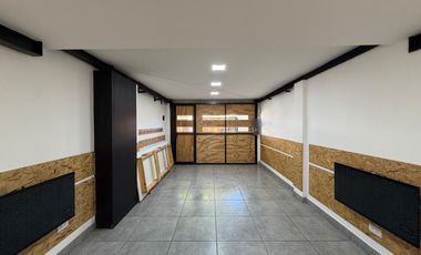 VENTA CASA 4 AMB. C/ GARAJE, QUINCHO Y PARRILLA BARRIO BOSQUE GRANDE