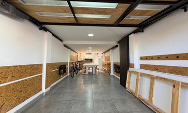 VENTA CASA 4 AMB. C/ GARAJE, QUINCHO Y PARRILLA BARRIO BOSQUE GRANDE