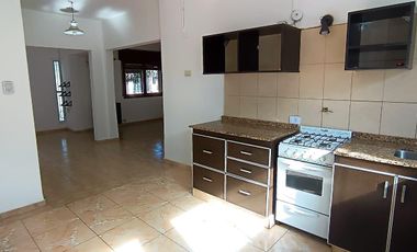 Casa 3 dormitorios - Lazaro Langer al 1200 - Residencial Velez Sarfield