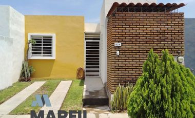 Casa en Renta en Montellano l semi amueblada