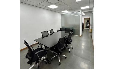 ARRIENDO OFICINA 170m2 AMOBLADA 12PTOS EDIFICIO EMPRESARIAL  - USAQUEN