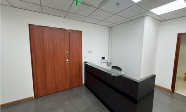 ARRIENDO OFICINA 170m2 AMOBLADA 12PTOS EDIFICIO EMPRESARIAL  - USAQUEN
