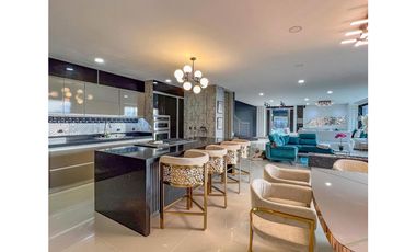 CASA EN PALMAS EN EXCLUSIVA UNIDAD CON VISTA A LA CIUDAD
