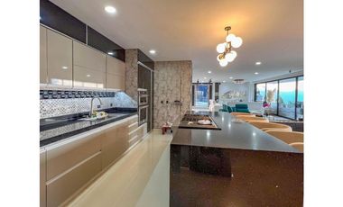 CASA EN PALMAS EN EXCLUSIVA UNIDAD CON VISTA A LA CIUDAD