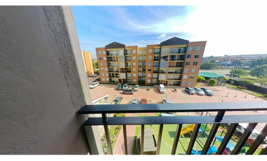 Venta de apartamento en conjunto cerrado en Madrid