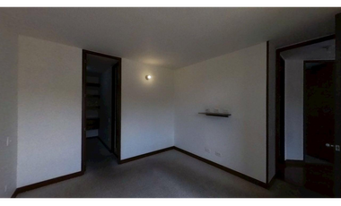 Venta de apartamento en conjunto cerrado en Madrid