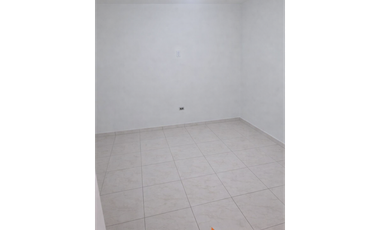 SE ARRIENDA CASA SEGUNDO PISO EN EL BARRIO LINARES