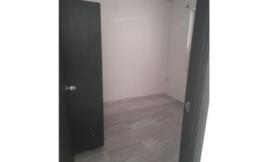 SE ARRIENDA CASA SEGUNDO PISO – SECTOR LA CALLEJA