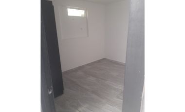 SE ARRIENDA CASA SEGUNDO PISO – SECTOR LA CALLEJA