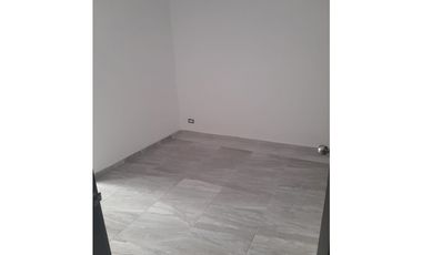 SE ARRIENDA CASA SEGUNDO PISO – SECTOR LA CALLEJA