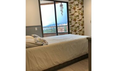 APARTAMENTO REMODELADO - POBLADO - PORTÓN EL CAMPESTRE