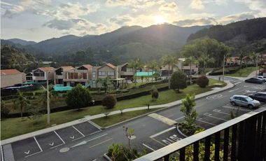 Arriendo de Apartamento la mas Completa Unidad Cerrada en el Retiro