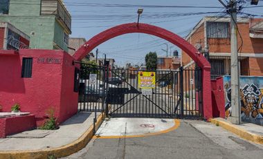 Casa en Lomas del Parque