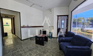 Renta de Nave industrial,  oficinas y patio de maniobras en Ave Edzna