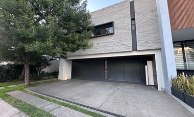 Casa en Renta, Puerta las Lomas, Zapopan, Jalisco