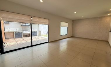 Casa en Renta en Fracc Vista Bosques Ocoyoacac, rápida salida a la CDMX